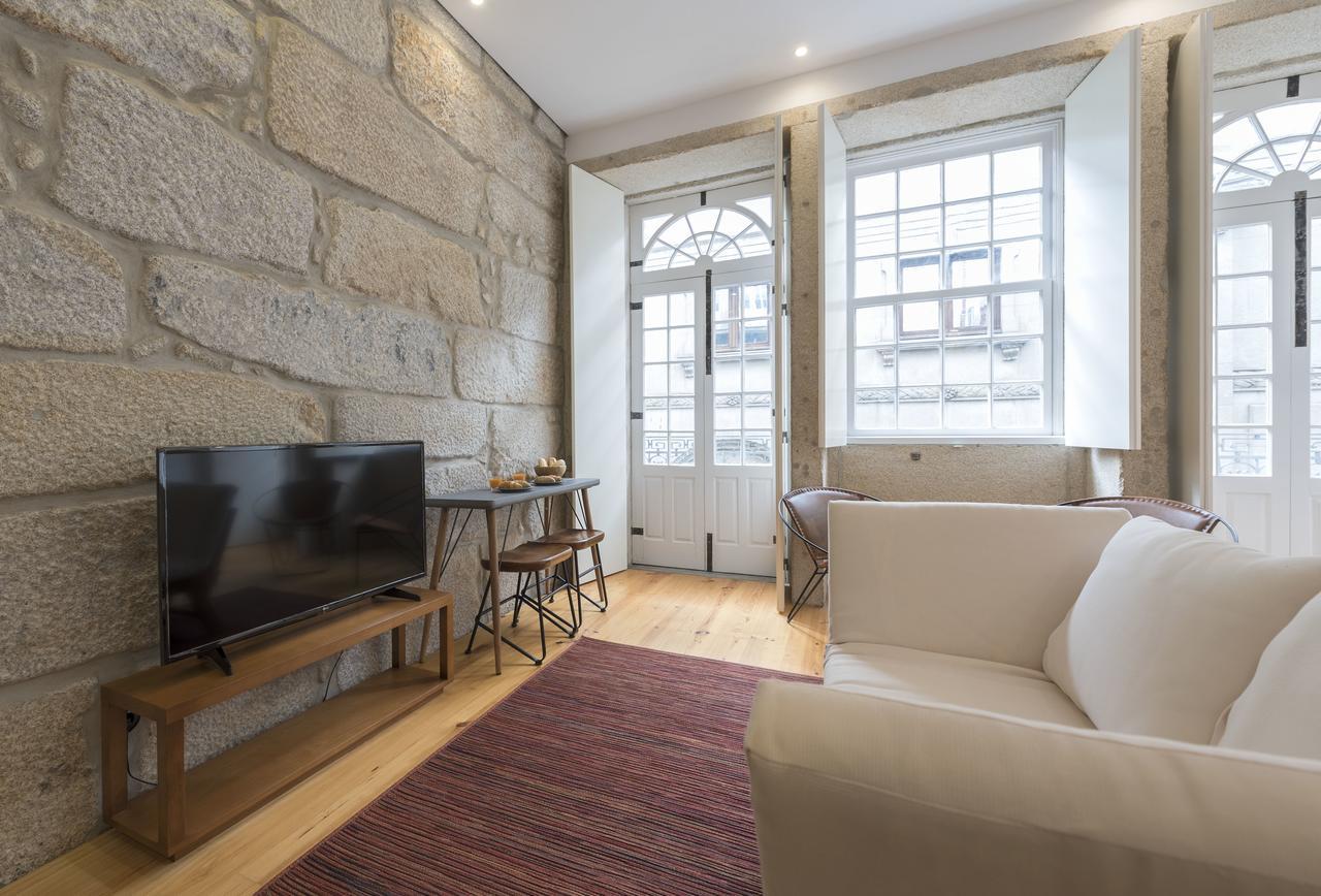Lovelystay - Rico'S Apartment - Almada 2º F Porto Luaran gambar