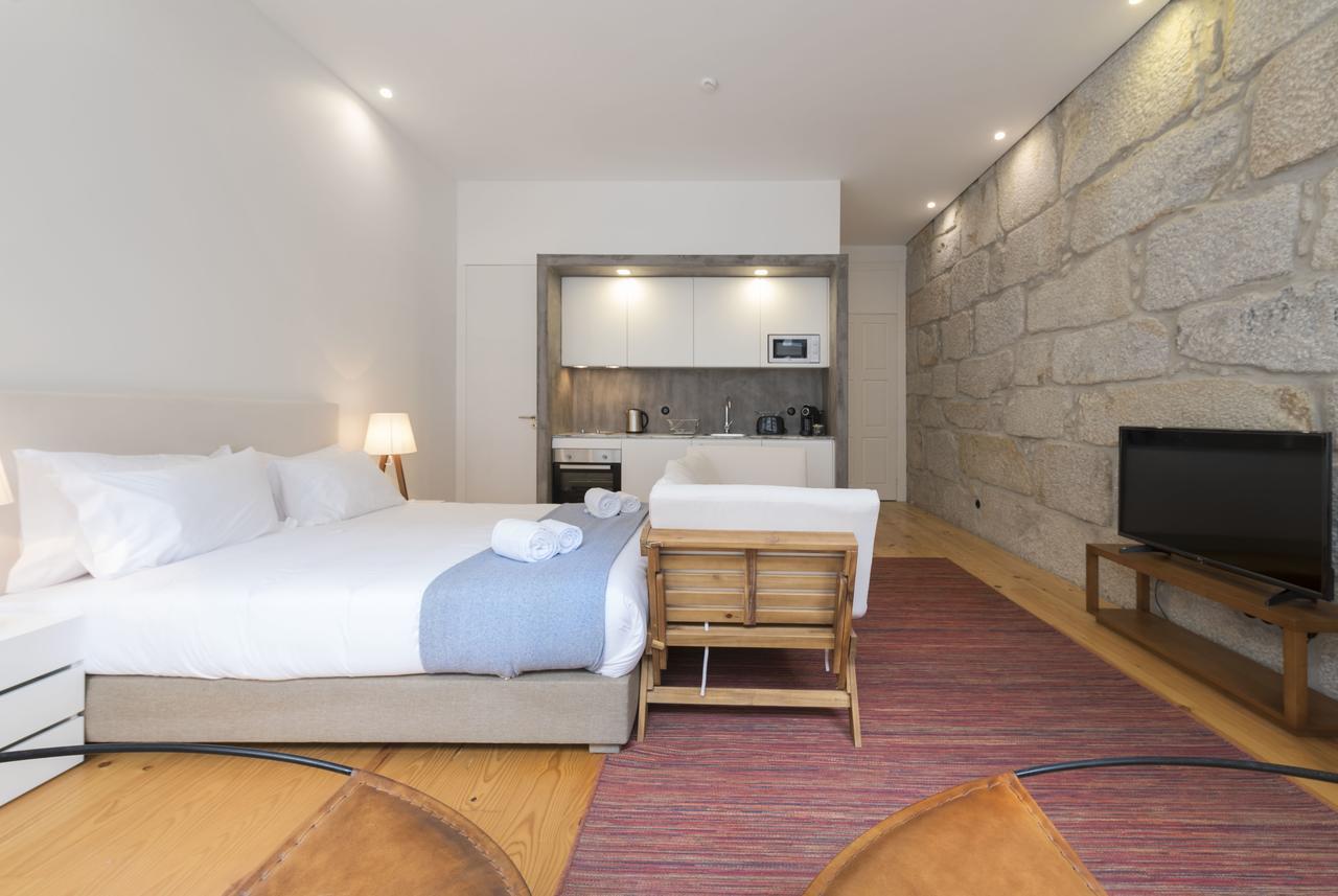 Lovelystay - Rico'S Apartment - Almada 2º F Porto Luaran gambar